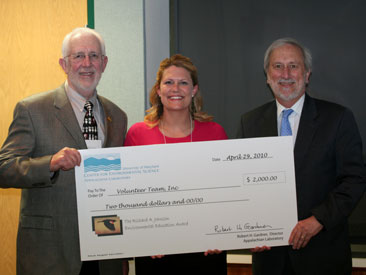Sarah Milbourne receives johnson award