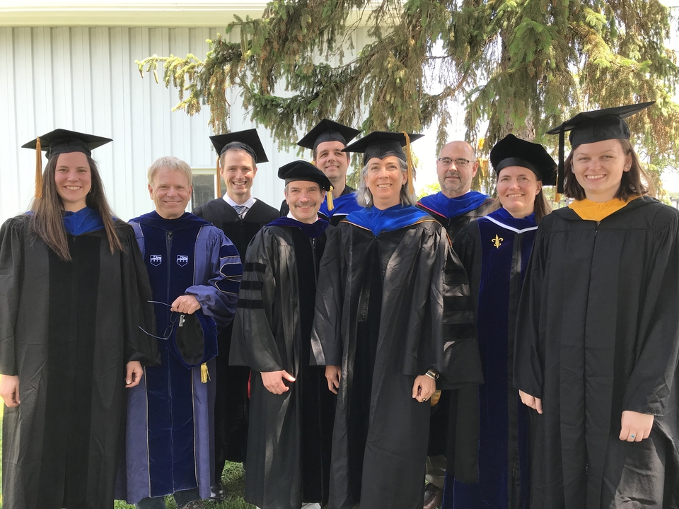 UMCES AL faculty and students at 2019 Commencement 