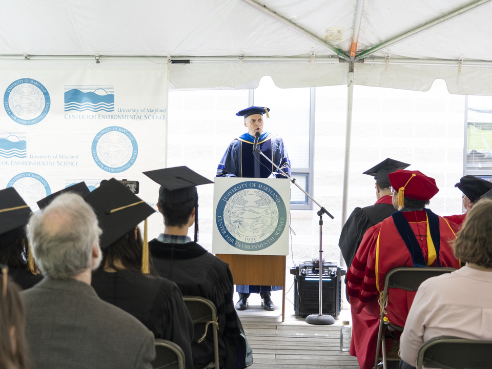 Peter Goodwin speaking at commencement