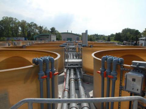horn point circular tanks on the concrete pier