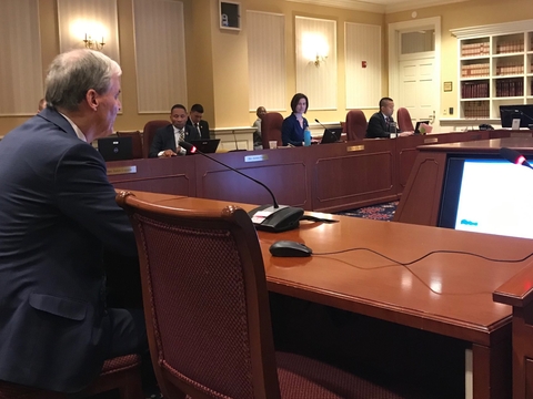 Peter Goodwin testifies about UMCES to General Assembly committee members