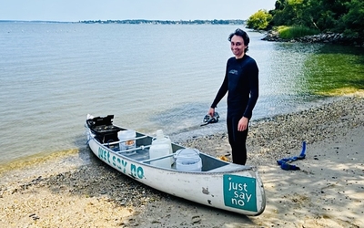 Michael Kalinowski’s conducting oyster research at HPL.