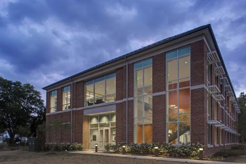 Exterior view of Truitt Lab at CBL