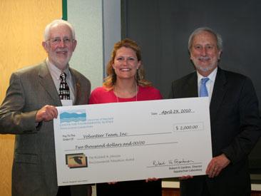 Photo of Appalachian Laboratory Director Dr. Robert  Gardner (left), Maryland State Park Ranger Sarah Milbourne, UMCES President Dr. Donald Boesch