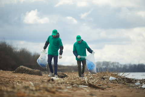 cleaning up litter