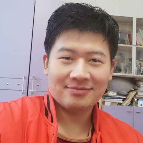 headshot of Haoyu Chen