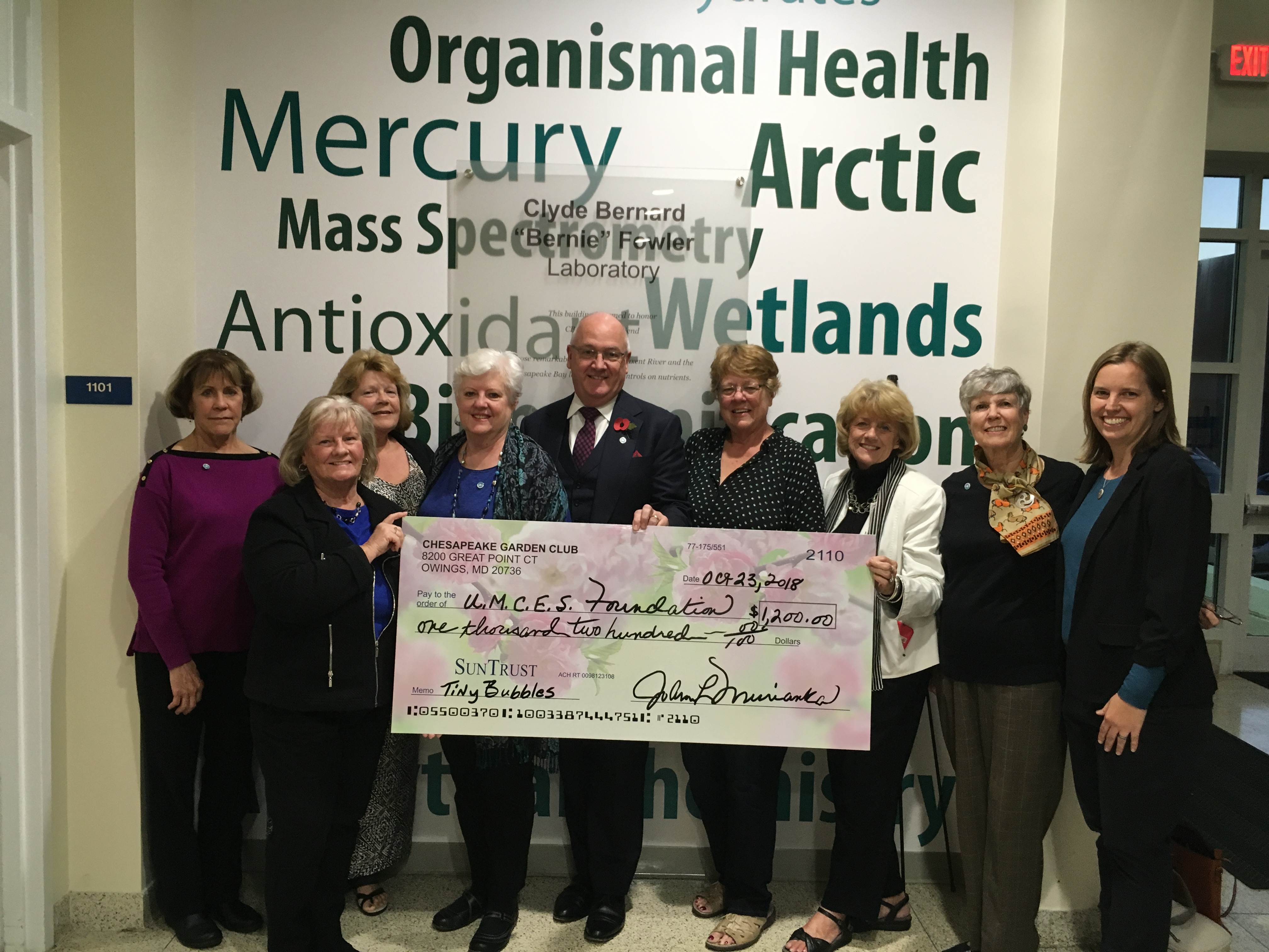 Chesapeake Garden Club Supports CBL Research Experience for STEM Students