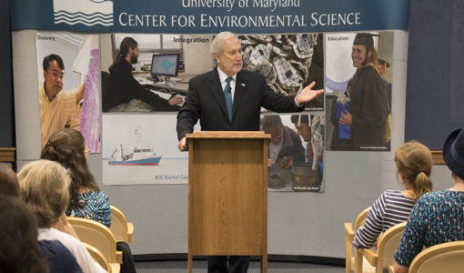 New fund supports students, research in Don Boesch’s honor