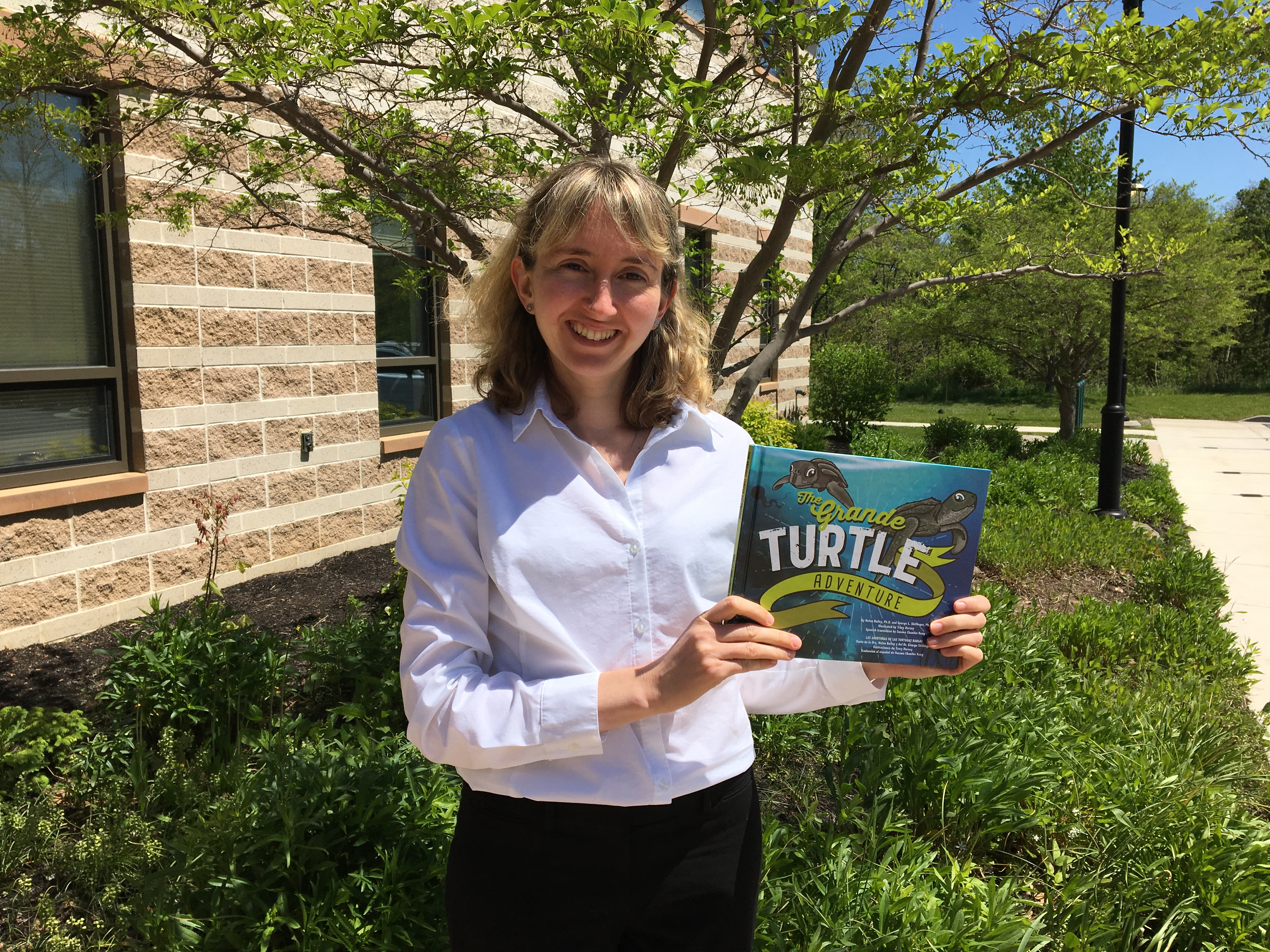 Chesapeake Biological Laboratory scientist pens children’s book on leatherback turtles