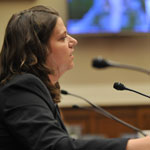 CBL Aquatic Toxicologist Carys Mitchelmore Informing Policymakers about Dispersants and the Gulf Oil Spill