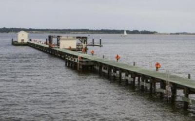 Chesapeake Biological Laboratory research pier undergoes repair