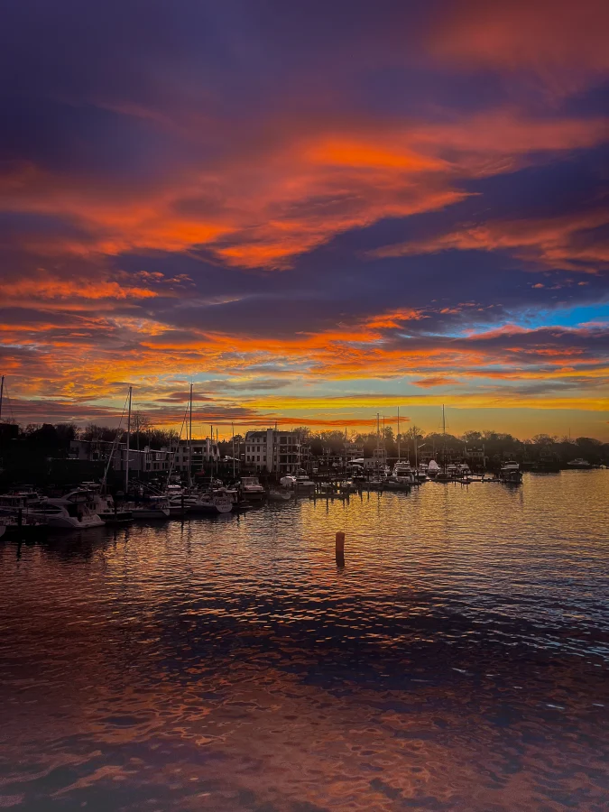 Annapolis sunset photo overlooking the water of the harbor.