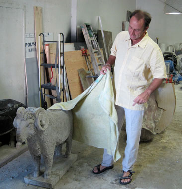 Schroeder unveiling of one of Horn Point Lab's newly poured concrete rams.